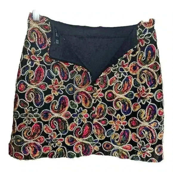 Zara Basic Skirt Womens Extra Small Black 3D Embroidered Mini Lined Festival Mod - Picture 5 of 8